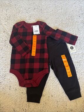 George 12-18m Buffalo Plaid Onesie Set With Black Pants NWT